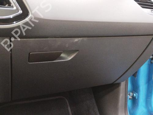 glove-box-seat-leon-sc-5f5-2013-2014-2015-2016-2017-2018-18069322 main image