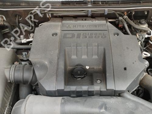 Used Engine MITSUBISHI PAJERO II (V3_W) 3.2 DiD 4WD (165 hp) 19439514