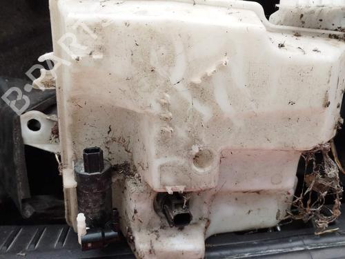 windscreen-washer-tank-ford-focus-iii-2010-2011-2012-2013-2014-2015-2016-2017-2018-2019-2020-17914429 main image