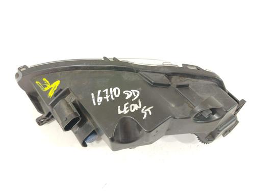 Right front fog light SEAT LEON ST (5F8) 1.5 TSI | BP34568041C31  - Image 7