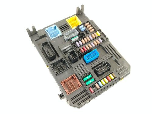 Used Fuse box OPEL CORSA F (P2JO) 1.2 (68) (101 hp) 31814698
