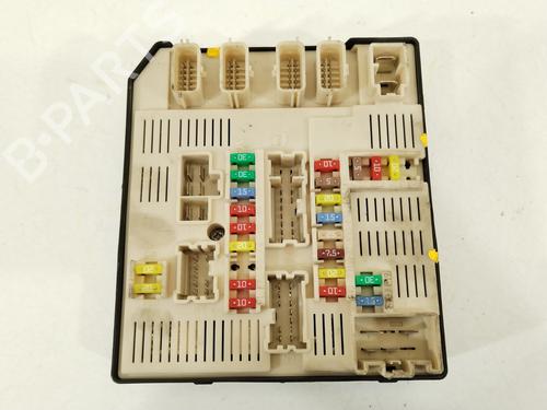 fuse-box-renault-megane-iii-hatchback-bz01_-b3_-2008-32118753 main image