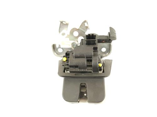 tailgate-lock-audi-a4-b8-8k2-2007-2008-2009-2010-2011-2012-2013-2014-2015-2016-2017-17547608 main image