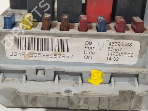 Fuse box FIAT STILO (192_) 1.9 JTD (192_XE1A) | BP16790150E1 