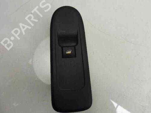 Used Right front window switch CITROËN XSARA Coupe (N0) [1998-2005]  3166135