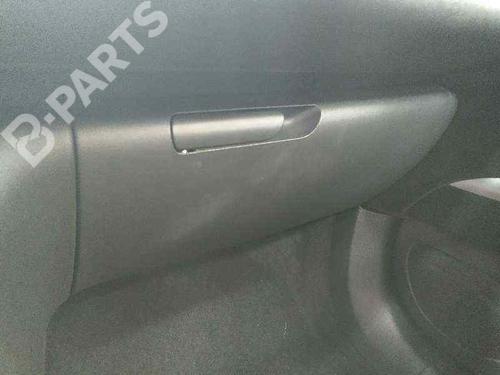 Used Glove box Glove box CITROËN C5 III (RD_) 2.0 HDi (RDRHD8, RDRHDJ, RDRHR8, RDRHRJ) (136 hp) 7851423 7851423