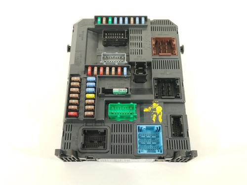 Used Fuse box PEUGEOT 208 I (CA_, CC_) 1.2 VTI 82 (82 hp) 29285676