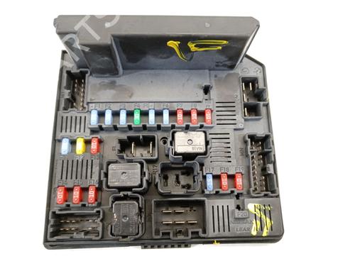 Fuse box NISSAN QASHQAI / QASHQAI +2 I (J10, NJ10, JJ10E) 1.5 dCi | BP22761574E1 