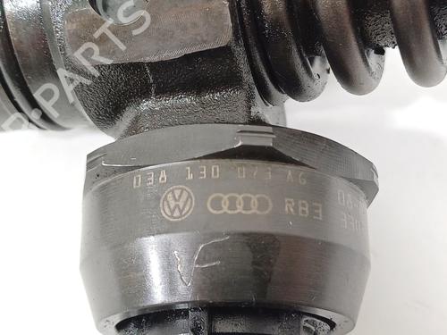 Injector VW GOLF V (1K1)  | BP21568642M100 