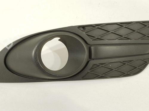 grille-ford-focus-ii-da_-hcp-dp-2004-2005-2006-2007-2008-2009-2010-2011-2012-2013-28059958 main image