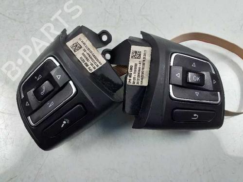 Used Steering wheel controls SEAT LEON (1P1) [2005-2013]  4858925