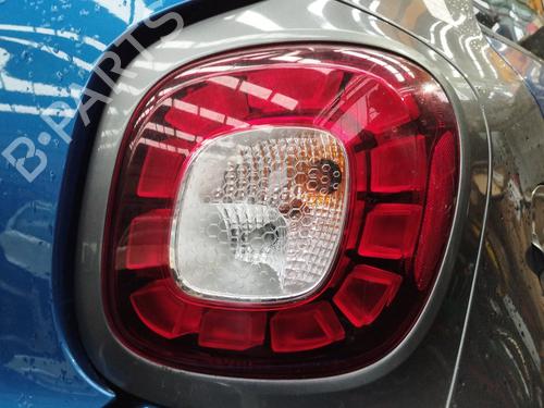 Høyre baklys SMART FORFOUR Hatchback (453) 0.9 (453.044, 453.053) (90 hp) 16826828