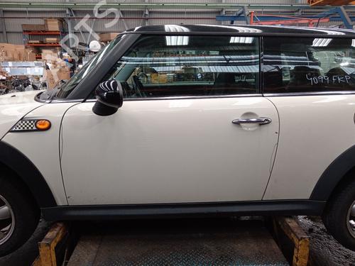 Used Left front door MINI MINI (R56) [2005-2014]  24631373