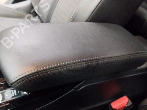 Used Armrest / Center console Armrest / Center console 19794140 19794140