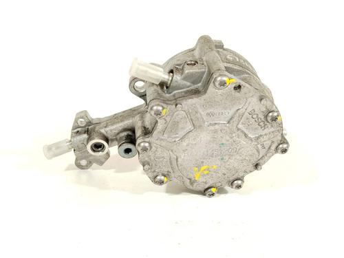 vacuum-pump-vw-golf-v-variant-1k5-2007-2008-2009-33204662 main image