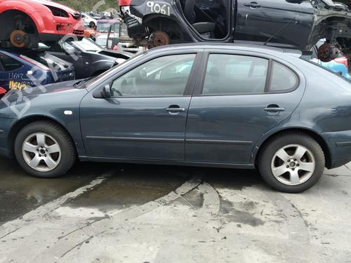Steering column stalk SEAT LEON (1M1)  | BP23986905I23 