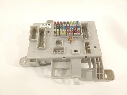 Used Fuse box TOYOTA LAND CRUISER PRADO (_J12_) 3.0 D-4D (KDJ120, KDJ125) (163 hp) 13643312