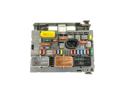 Fuse box CITROËN C5 III (RD_) 2.0 HDi 165 (RDRHHA, RDRHH8) | BP31995757E1 - Image 1