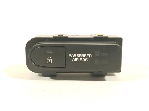 Used Switch Switch KIA CARENS IV 1.7 CRDi (116 hp) 34693279 34693279