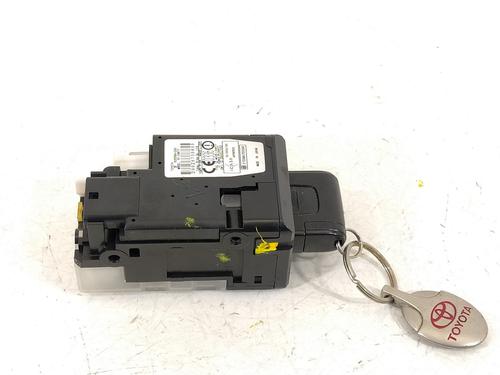 Used Ignition barrel TOYOTA COROLLA Verso (ZER_, ZZE12_, R1_) [2004-2009]  9739908