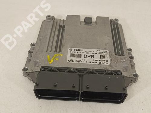 engine-control-unit-ecu-kia-optima-jf-17-crdi-391502a955-0281033744-2015-10060008 main image