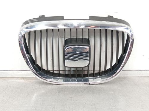 grille-seat-altea-5p1-2004-2005-2006-2007-2008-2009-2010-2011-2012-2013-2014-2015-35793916 main image