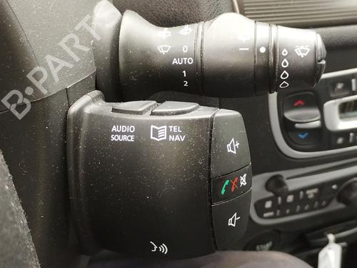 Forlygtekontakt RENAULT MEGANE III Hatchback (BZ0/1_, B3_) | BP30273407I24