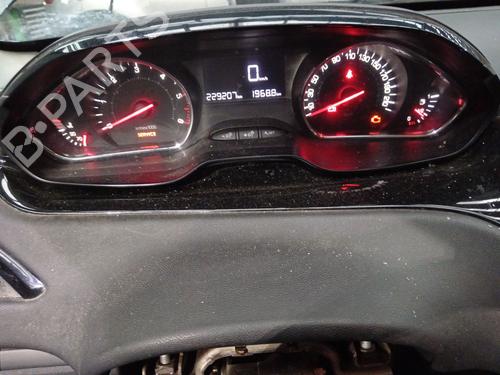 Instrument cluster PEUGEOT 208 I (CA_, CC_) 1.4 HDi | BP30111378C47