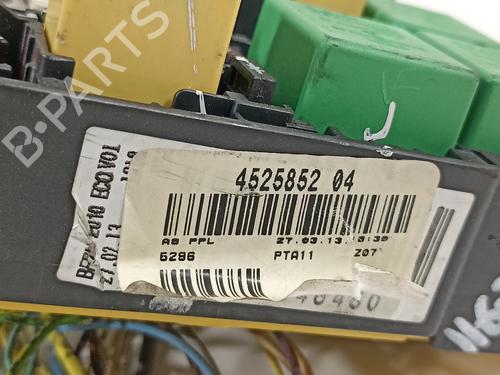 Fuse box PEUGEOT 208 I (CA_, CC_)  | BP16813049E1 