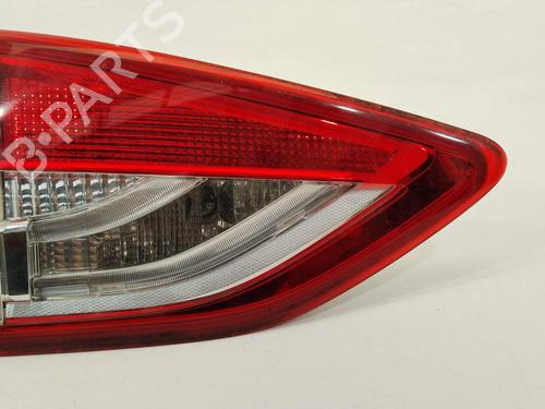 Used Left tailgate light Left tailgate light 18724302 18724302