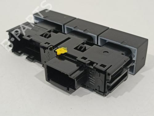 Switch SEAT ARONA (KJ7, KJP)  | BP15882702I30 