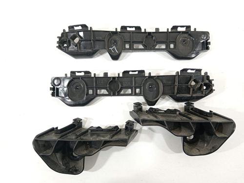 Used Rear bumper bracket Rear bumper bracket TOYOTA COROLLA Hatchback (_E21_, _EA1_, _EH1_) 1.8 Hybrid (ZWE211) (98 hp) 39612992 39612992