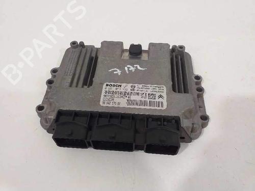 Used Engine control unit (ECU) Engine control unit (ECU) 7843689 7843689