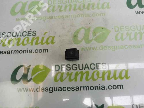 Used Right rear window switch Right rear window switch SEAT LEON (1M1) 1.9 TDI (150 hp) 1852497 1852497