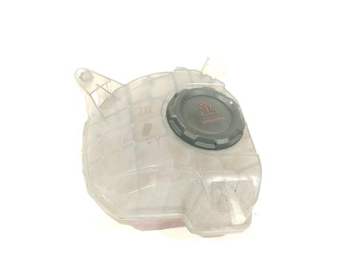 expansion-tank-cupra-formentor-km7-kmp-2020-40101175 main image