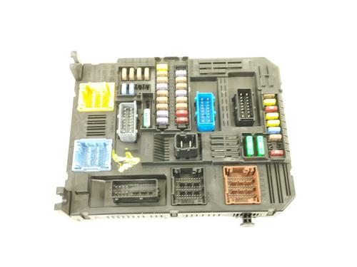 Fuse box OPEL CORSA F (P2JO) 1.2 (68) | BP38752239E1 - Image 4