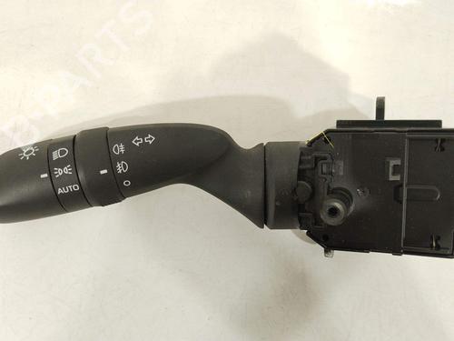 headlight-switch-toyota-yaris-_p21_-_pa1_-_ph1_-2020-32524807 main image