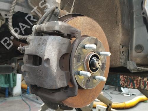 Used Left front steering knuckle HYUNDAI i20 II (GB, IB) [2014-2021]  16798730