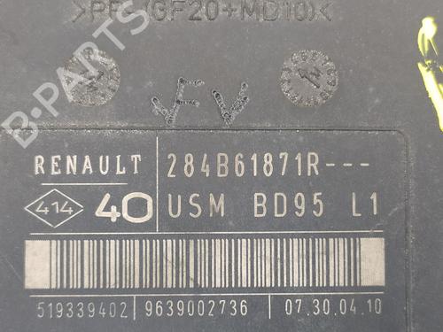 Fuse box RENAULT MEGANE III Hatchback (BZ0/1_, B3_)  | BP6040829E1 