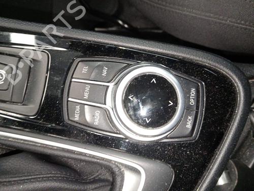 switch-bmw-2-active-tourer-f45-2013-2014-2015-2016-2017-2018-2019-2020-2021-37631858 main image