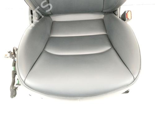 Right front seat TESLA MODEL 3 (5YJ3) EV | BP36238536C16 - Image 4