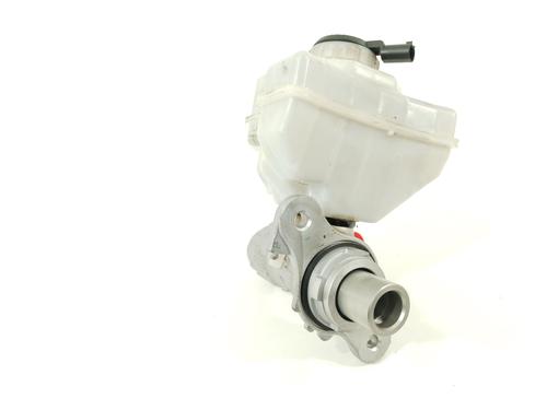 Brake master cylinder LAND ROVER RANGE ROVER SPORT II (L494) 3.0 TDV6 4x4 | BP26552789M77 