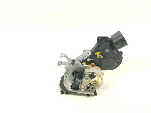 Used Rear right lock TOYOTA RAV 4 II (_A2_) 1.8 (ZCA25_, ZCA26_, ZCA25W, ZCA26W) (125 hp) 29749990