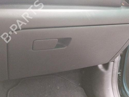 Used Glove box Glove box 15721018 15721018