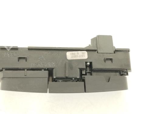 Warning switch OPEL INSIGNIA A (G09) 2.0 CDTI (68) | BP37030856I22 - Image 3