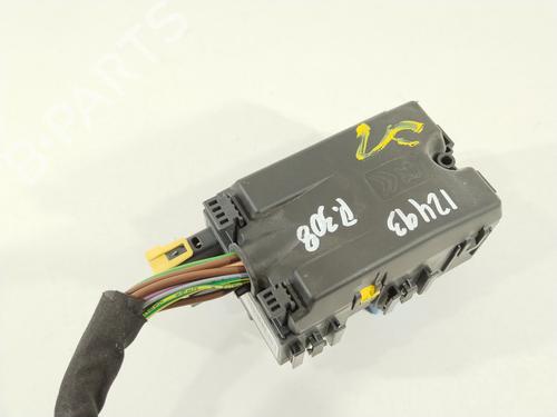 Fuse box PEUGEOT 308 II (LB_, LP_, LW_, LH_, L3_)  | BP29717432E1 