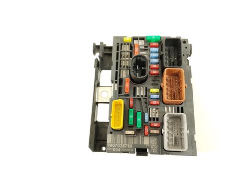 Used Fuse box PEUGEOT PARTNER Tepee 1.6 BlueHDi 100 (100 hp) 29754419