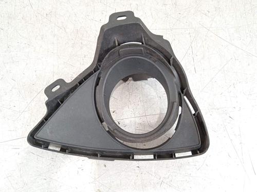 grille-toyota-auris-_e18_-2012-2013-2014-2015-2016-2017-2018-2019-35949478 main image