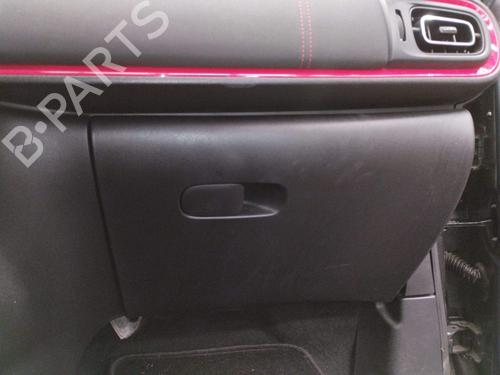 Used Glove box Glove box 38045233 38045233