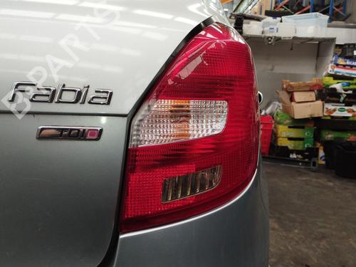 Used Right taillight SKODA FABIA II (542) 1.6 TDI (90 hp) 29478448